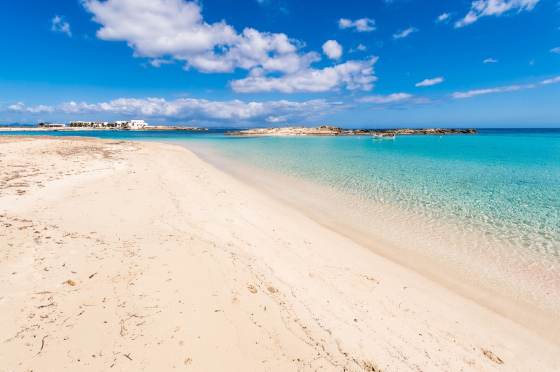 'Els Pujols beach in Formentera island, Mediterranean sea, Spain' - Formentera